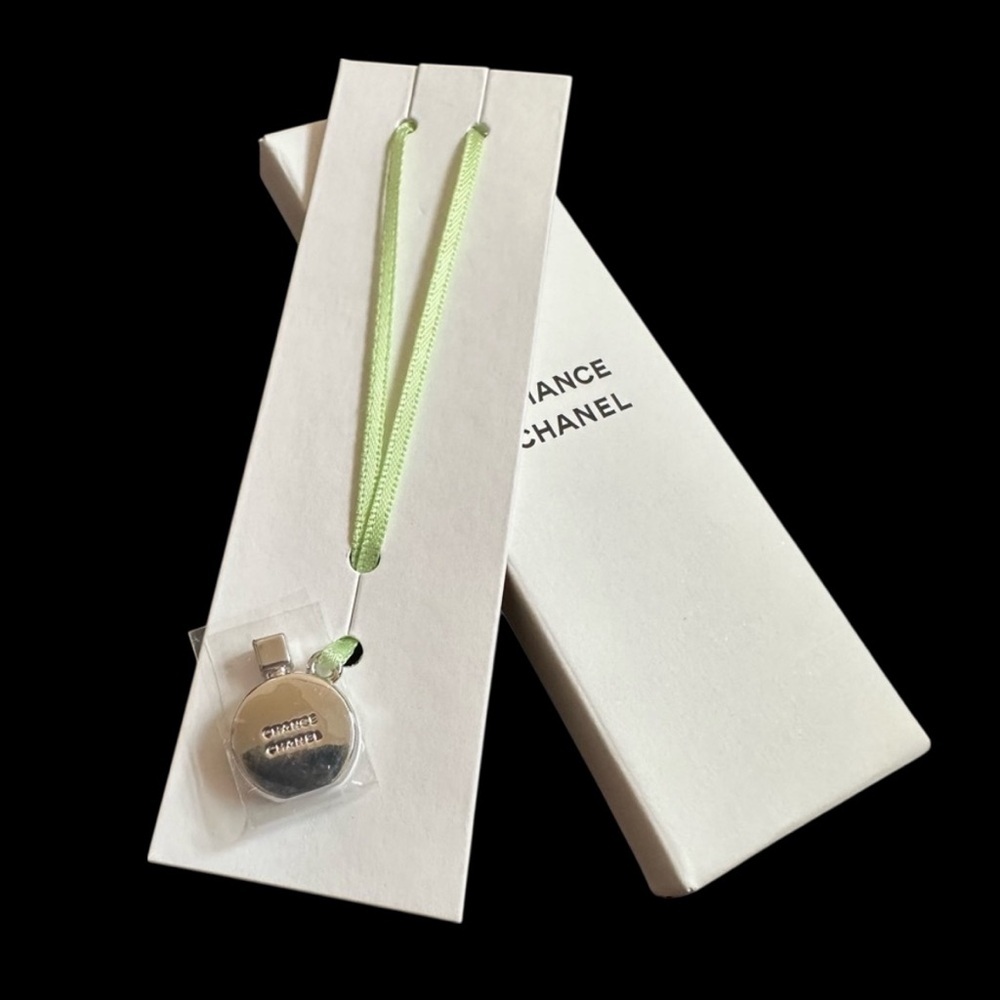 Chanel Chance Charm NIB